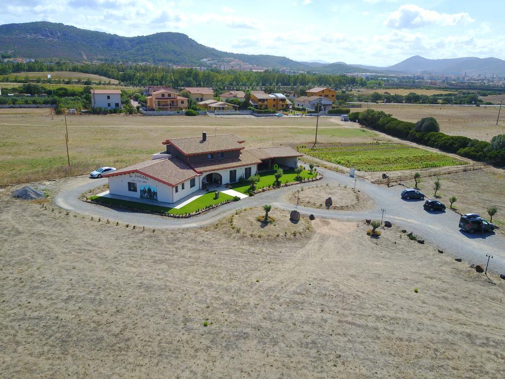 Agriturismo Sa Scalitta Карбония Экстерьер фото
